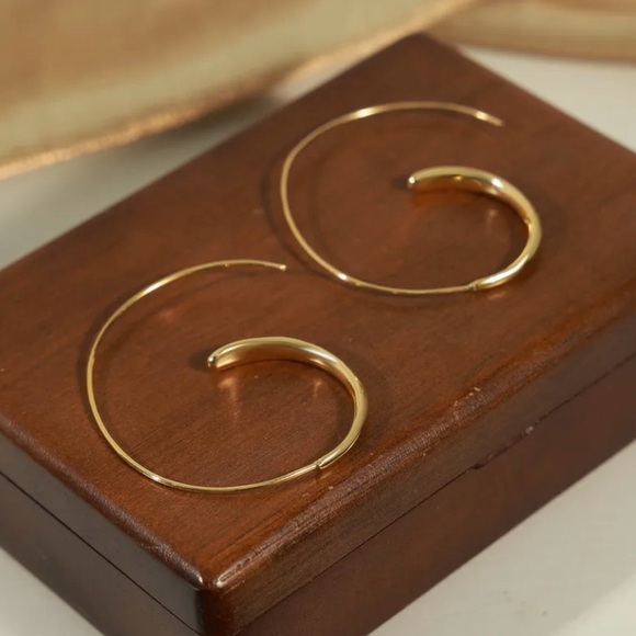 Gold-Plated Copper Open Hoop Earrings - Picture 4 of 9